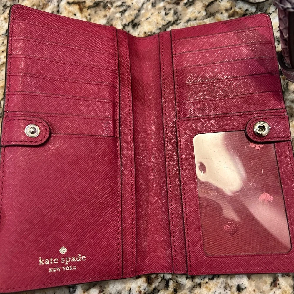 Kate Spade Bucket Bag with Snakeskin Pattern with Matching Wallet - Picture 5 of 7